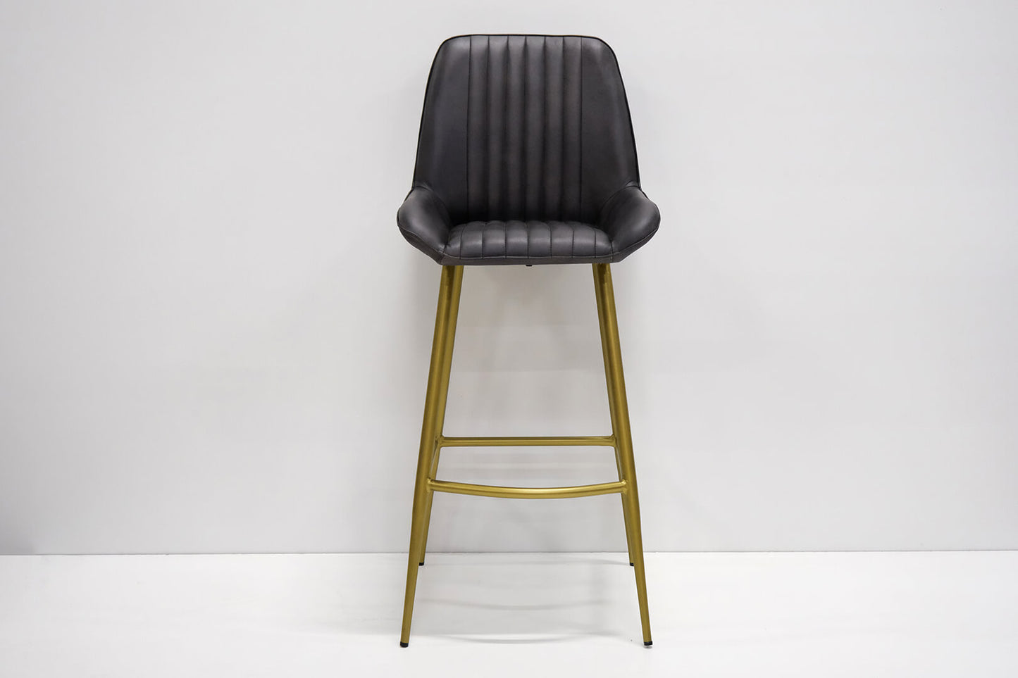 Trademark Living Comfort barstol i læder - mat sort