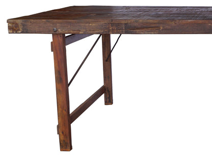 Trademark Living Kuta spisebord i træ med smuk patina