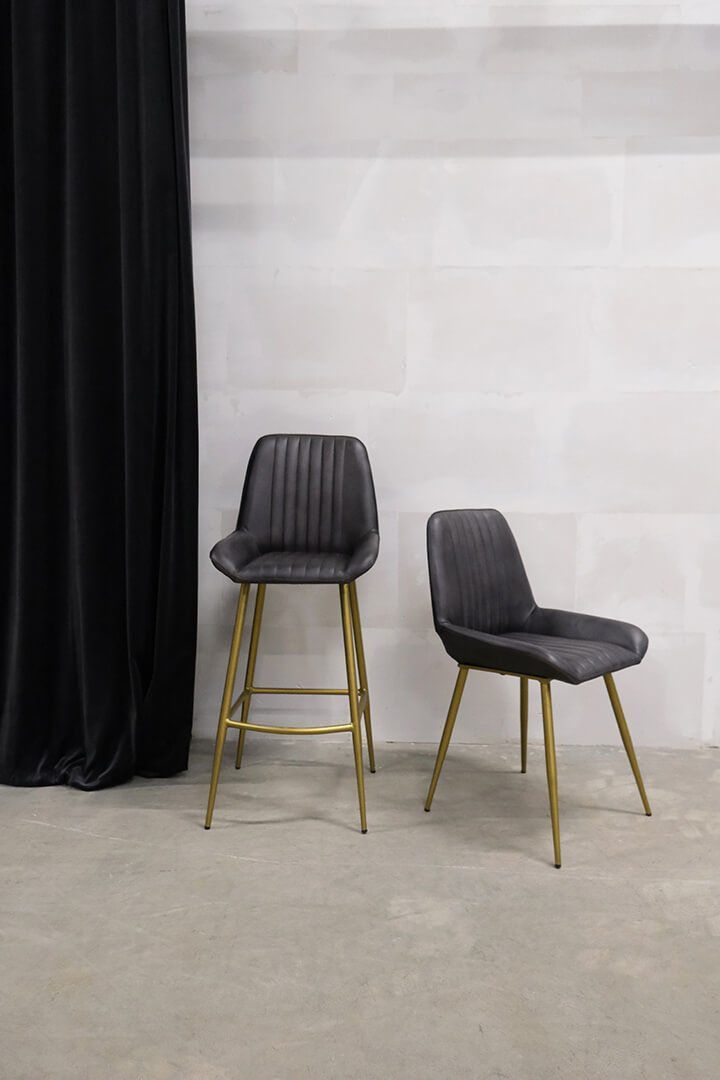 Trademark Living Comfort barstol i læder - mat sort